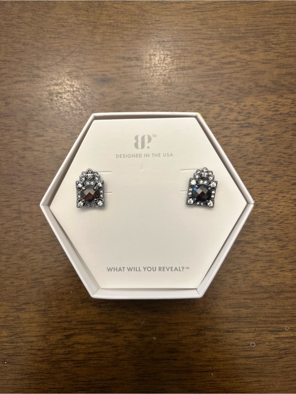Bomb Party OG Earring ER0592 Through the Looking Glass